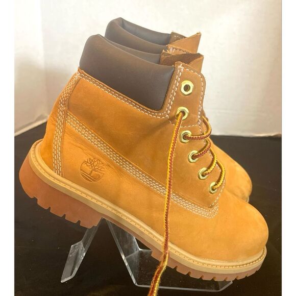 Timberland Wheat 6” Boys Boots Size 3 Medium Brown Leather Collar 12709 - Picture 2 of 9